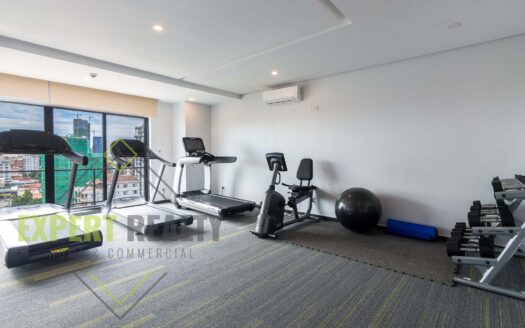 Duplex 1 Bedroom Apartment with Gym, Pool