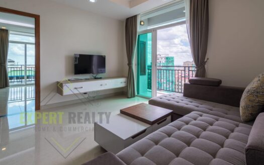 Beautiful and Modern 2 Bedroom Apartment with Gym, Pool